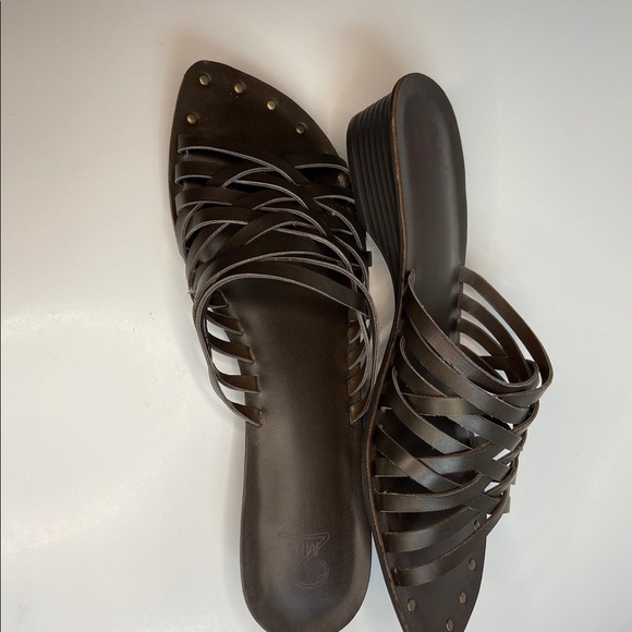 Mia 2 “Lia” Brown Sandal. - Picture 2 of 3
